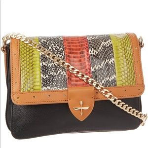 Pour La Victoire Shoulder Bag